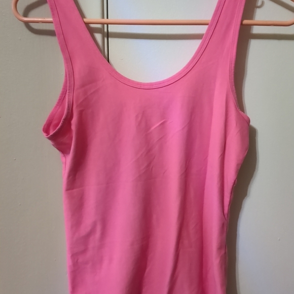 No Boundaries Vibrant Pink Tank Top - Picture 1 of 3